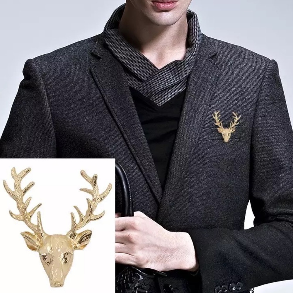 Gold Buck Deer Head Brooch Lapel Pin - Picture 1 of 16